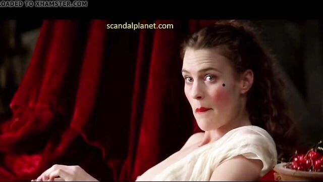 Robin Wright Nude Scene In Moll Flanders ScandalPlanet.Com