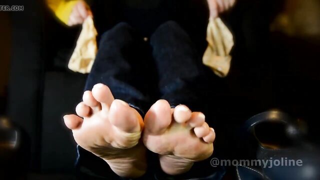 Sweaty Mature Asian Feet Smell Superior