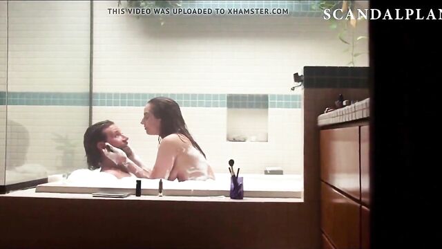 Lady Gaga Naked Bathing With Bradley Cooper On ScandalPlanet