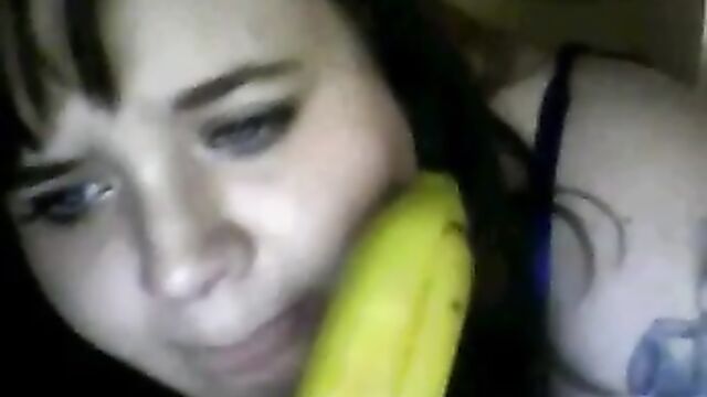 girl from US deepthroats a banana on chat roulette hot