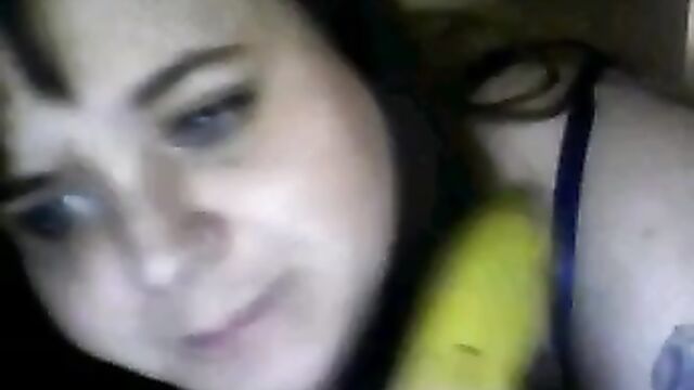 girl from US deepthroats a banana on chat roulette hot