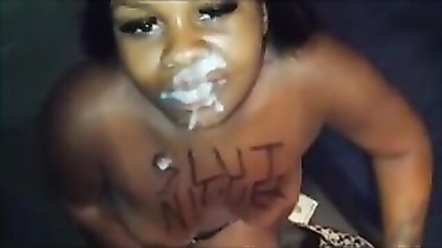 Black girl gets large cumshot on her lips