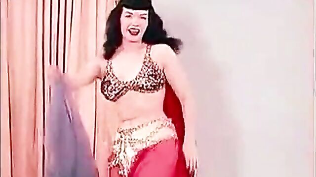 Sensitive Belly Dance of a Hot Pornstar (1950s Vintage)