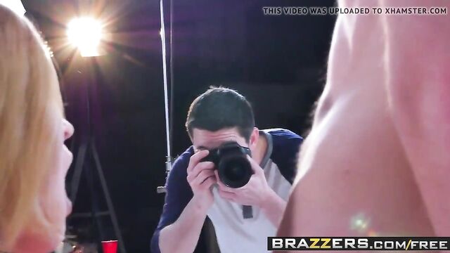 Brazzers - Hold That Shot