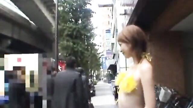 JAV public nudity thong bikini walking in Tokyo Subtitled