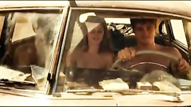 Kristen Stewart - On the Road 01