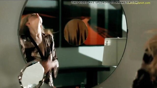 Amanda Seyfried Lesbo Scene In Chloe ScandalPlanet.Com