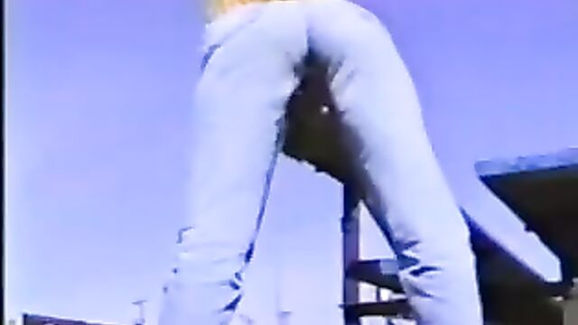 tight retro jeans piss
