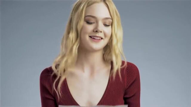 Elle Fanning sings