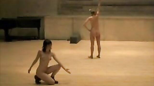 nude performance