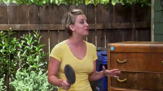 Kaley Cuoco Pokies Busty Tight Shirt