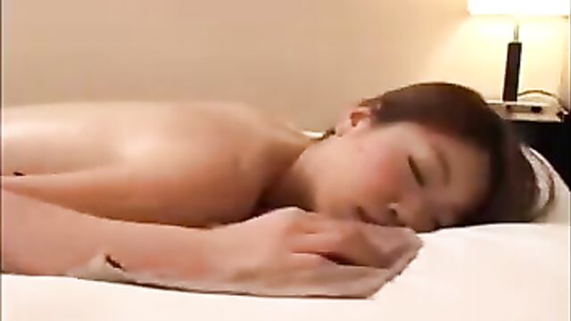 Asian woman got orgasm during massage