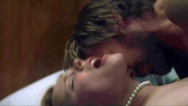 Rachel McAdams Sex in The Notebook On ScandalPlanet.Com