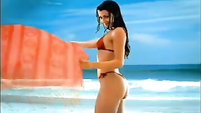 Pietra Ferrari - Kaiser beer ad - Sexy edit