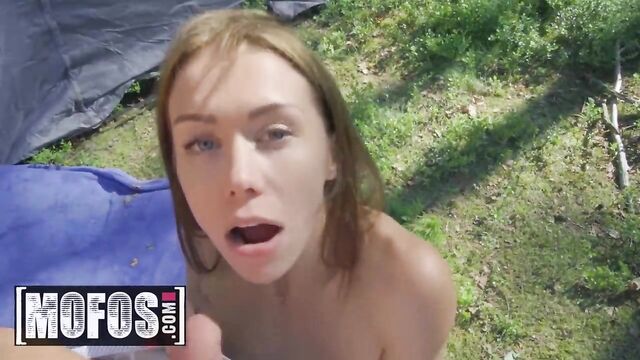 I Know That Girl - Mia Bandini Den - Camping with Mia