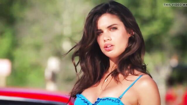 Sara Sampaio vs Hannah Davis - Vibe On