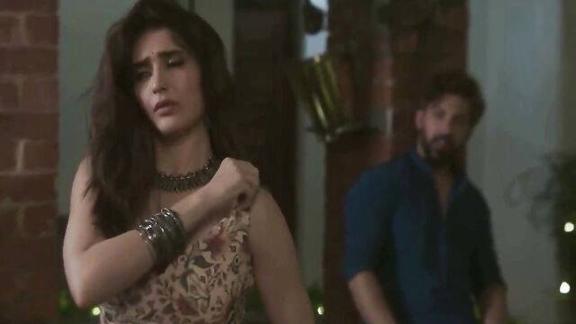 Karishma Tanna in Lahore Confidential Scene