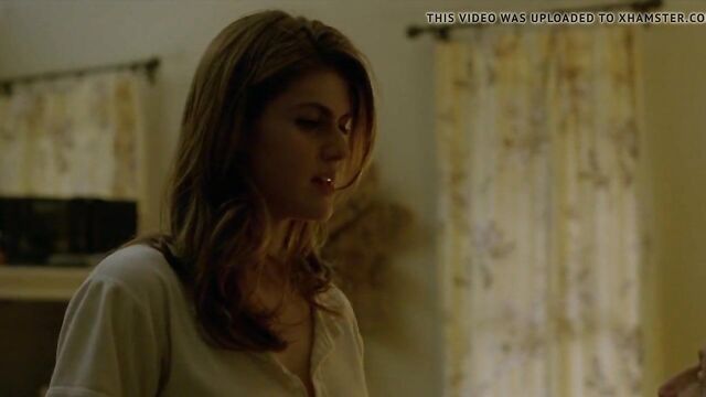 True Detective - S01E02 001 - Alexandra Daddario