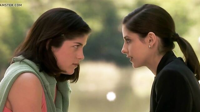 Sarah Michelle Gellar, Selma Blair - Cruel Intentions (1999)