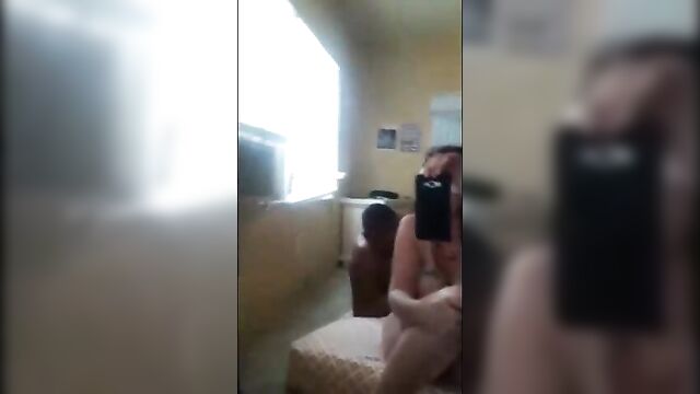 Hot white chick show her body on Periscope