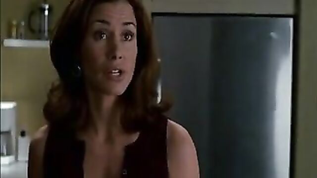 Valerie Cruz - Nip-Tuck s1e06