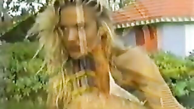 Victoria Pratt - hot bikini photoshoot from the '90s