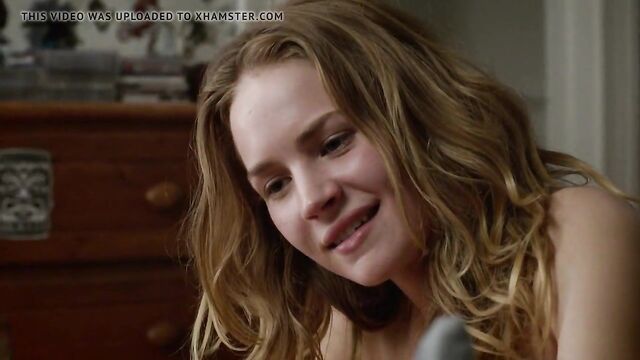 Britt Robertson - Under the Dome S01E01 (2013)