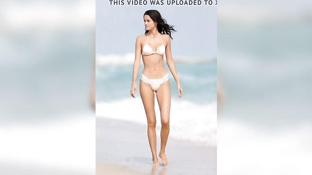 Sofia Resing - Bikini in Miami