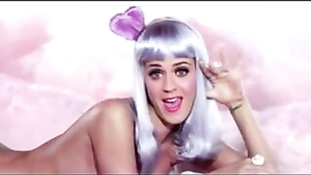 KATY PERRY CRAVES YOUR COCK !!