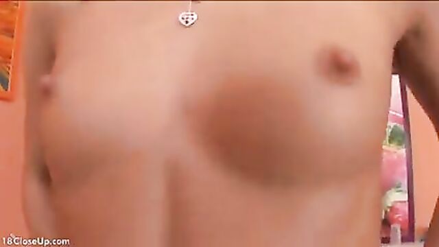 Amateur Tits and Pussy Closeups