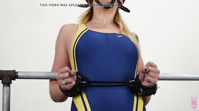 Ayla Aysel swimsuit pole bondage