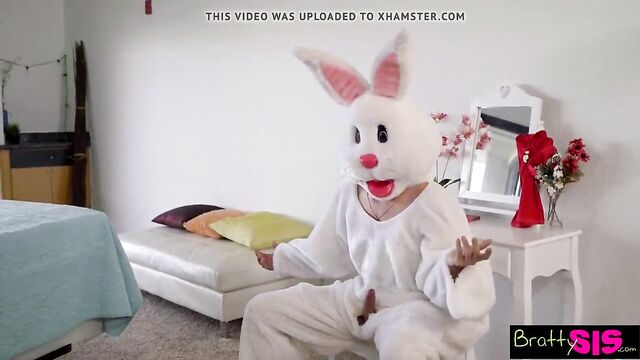 Easter Egg Hunt Gets Bunny Fucked By Hot BFF And Stepsis! S4