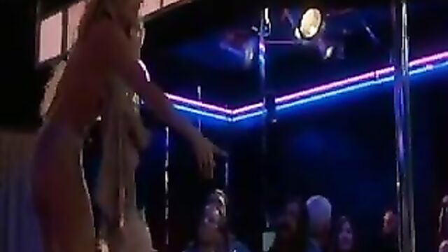 Daryl Hannah - Dancing At The Blue Iguana