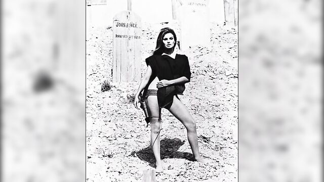 RAQUEL WELCH SLIDESHOW TRIBUTE