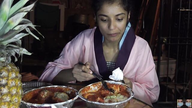 Eating After A Session - Meok Bangs with Mulan