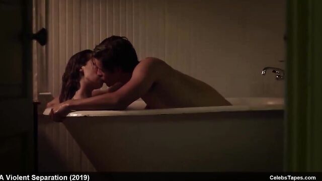 Alycia Debnam-Carey, Claire Holt & Francesca Eastwood naked