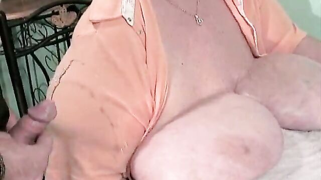 FRENCHPEE BBW GRANNY KIM B - PEE ON MONSTER TITS (02)