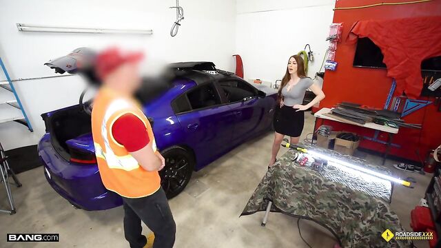 Roadside - Big Tits MILF Gets Fucked By Her Car Mechanic