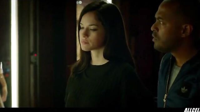 Alexis Knapp in The Anomaly