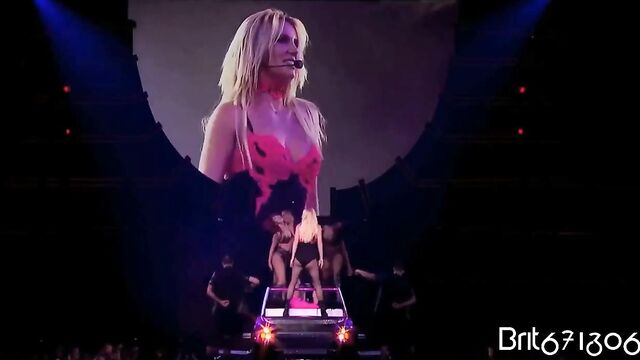 Britney Spears - Ass Show 2