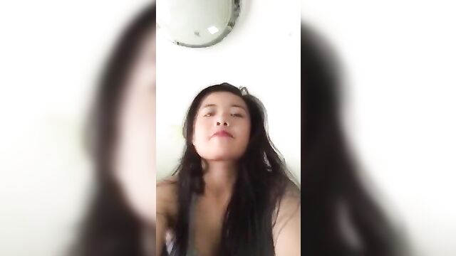 Asian Girl Camille Yang (Downloaded stuff)