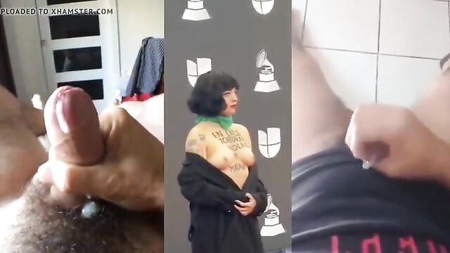 Mon Laferte Tetas (Cum)