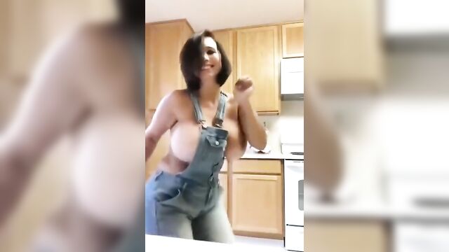 Big Boobs in Dungarees