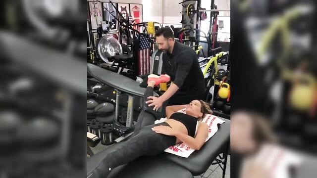 Kate Beckinsale working on her flexibility at the gym