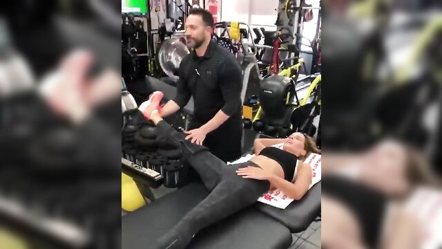 Kate Beckinsale working on her flexibility at the gym