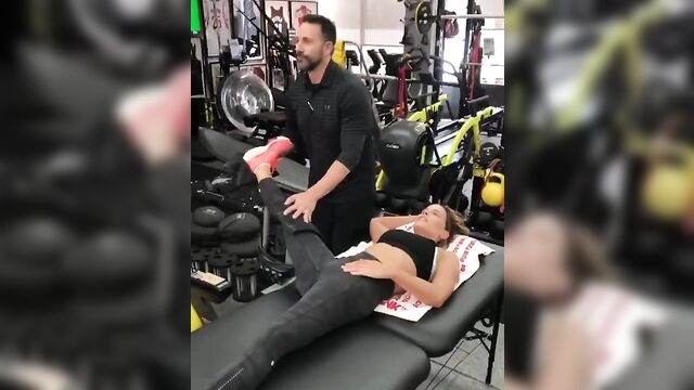 Kate Beckinsale working on her flexibility at the gym