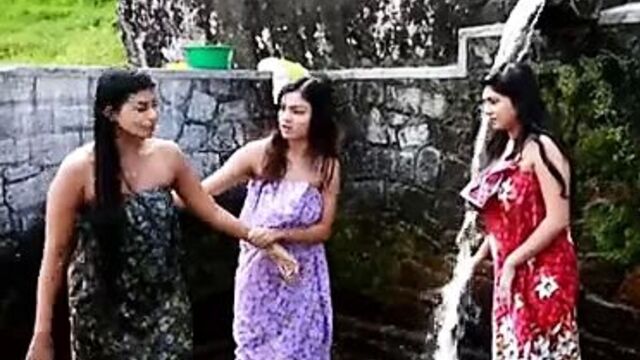 Neela Pabalu Sinhala Teledrama Bathing Scene