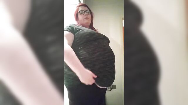 Obese Whale Belly Play