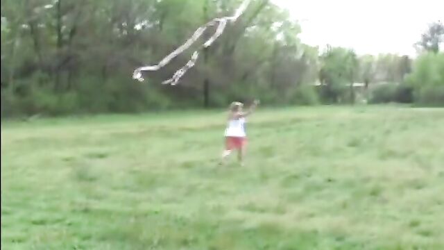 Come watch me flying my new kite