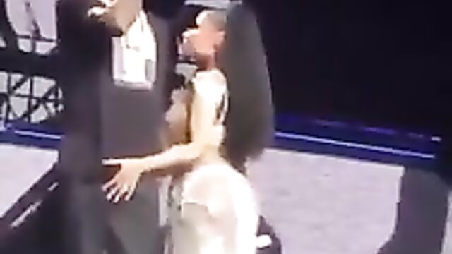 Nicki Minaj Touches Meek Mill's Dick On Stage